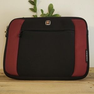 Swiss Gear 10 in tablet sleeve